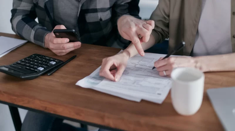 Term Life Insurance for Parents in Their 40s: Coverage Questions to Ask - Life Insurance Term - term life insurance for parents in their 40s